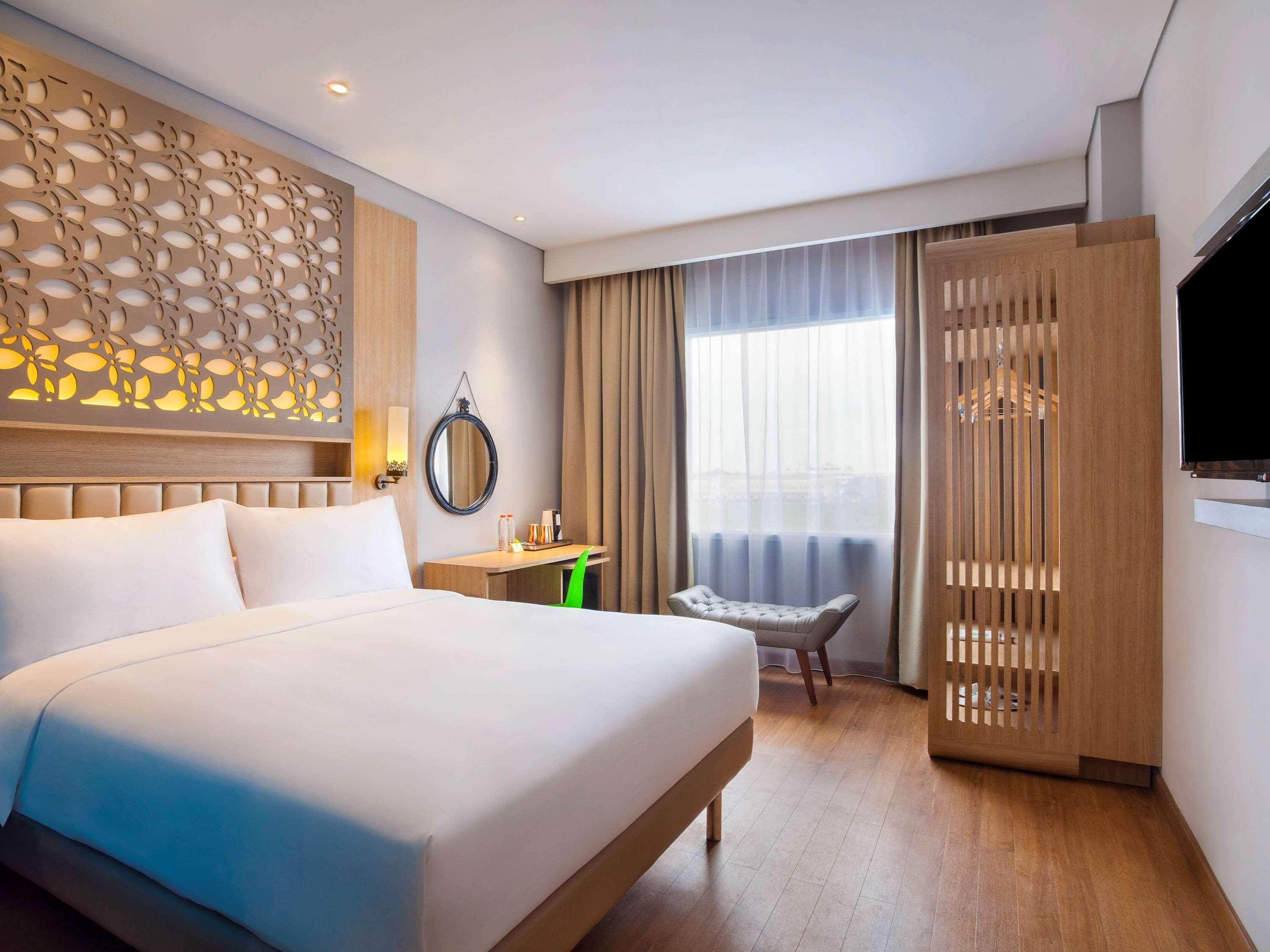 Hotel Ibis Styles Cikarang Extérieur photo